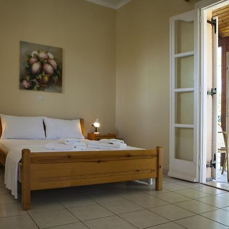 Kantouni Apartments Свороната Екстер'єр фото